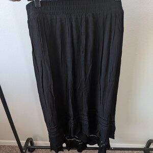 A black hobo skirt